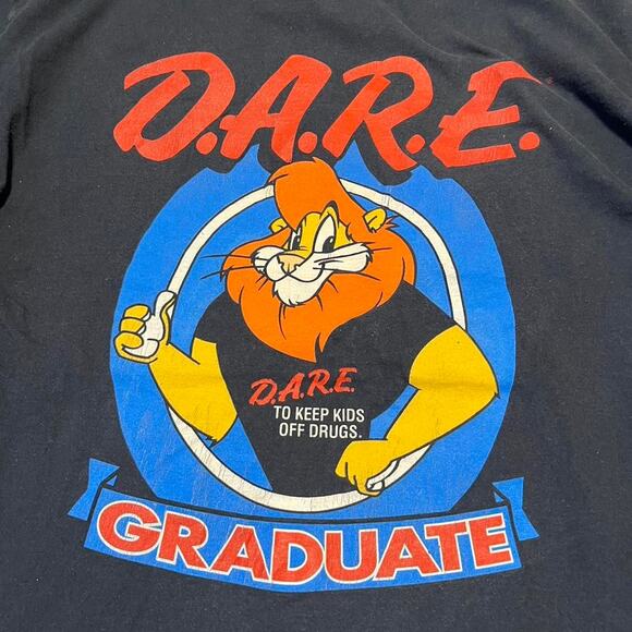 Dare graduate graphic tee - Picture 2 of 6